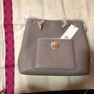 新品 タグ付き トリーバーチ ハンドバッグ