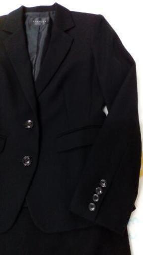 黒スーツ　９号　【美品】