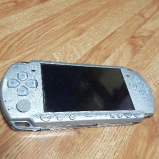 【最終値下げ⤵️⤵️】PSP2000シルバー　動作良好