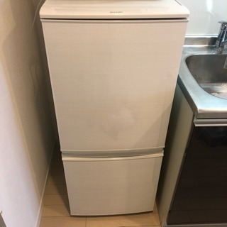 ☆新品同様☆SHARP冷蔵庫 137L | naliet.com.co