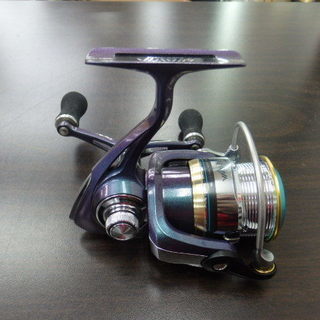 ダイワ スピニングリール 中古美品 エギング 注文 ダブルハンドル