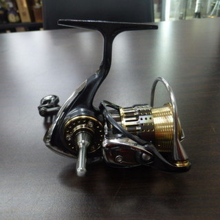 ダイワ スピニングリール 中古美品 15イグジスト EXIST 2003F-H DAIWA