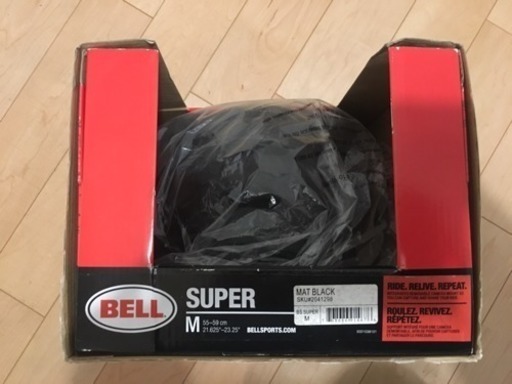 ★新品未使用★BELL ヘルメット