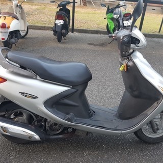 ヤマハ　シグナス　１００ｃｃ