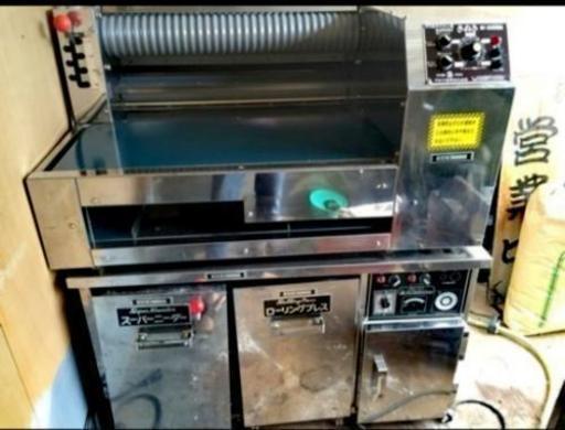 万能手打めん機 さぬき麺機 M-305型B 　(製麺機)４月末まで期間限定の値段にしますので早い者勝ちです
