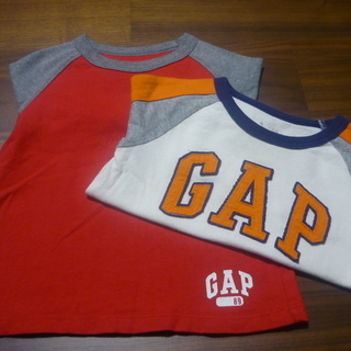 ＧＡＰ　ギャップ　トップス８０サイズ　２枚