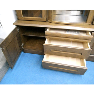 収納家具 札幌 大容量【ダークブラウンのカップボード】幅166cm カット 