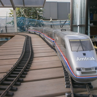 Gｹﾞｰｼﾞ(45mm)  LGB  Amtrack 特急電車　...