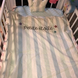 出産準備  ベビーベッド 布団セット 美品 箱付き