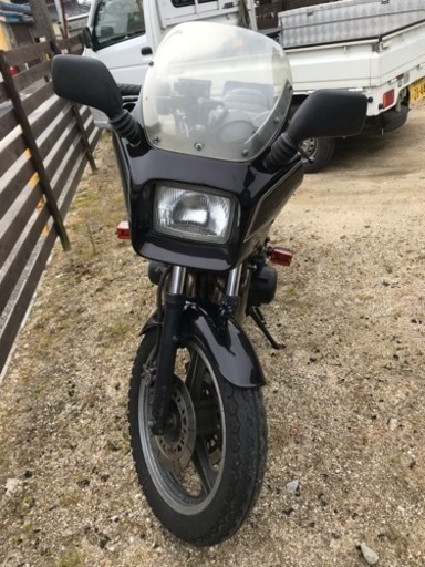 決まりました。GPz400f車検無しベースにどうぞ