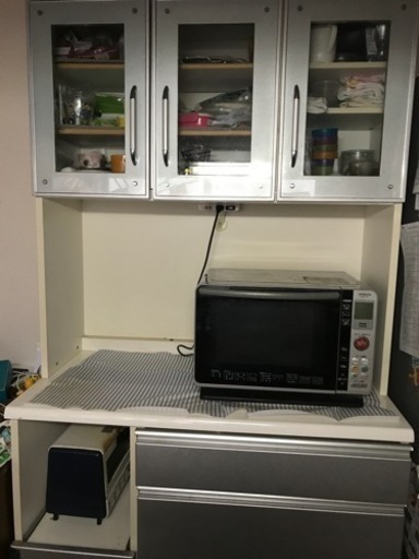 ニトリ 食器棚  取引中