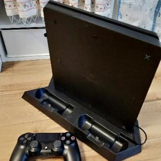 1TR PS4+外付けHDD+専用台座付き