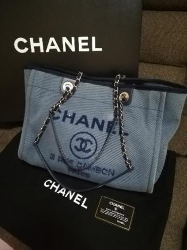 CHANEL　ドーヴィルトートバッグ
