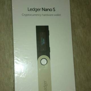 Ledger Nano S　暗号通貨ハードウォレット　送料込み