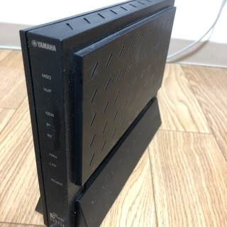 ブロードバンドVoIPルーター RT57i