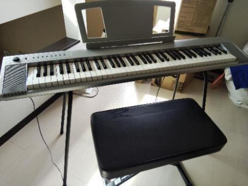 【売ります】電子キーボード、フットペダル、椅子