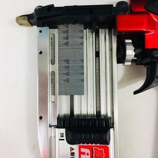 マキタ 高圧ピンタッカ 50mm AF501HP【リライズ野田愛宕店】【店頭取引限定】【中古品】1点限り早い者勝ち！