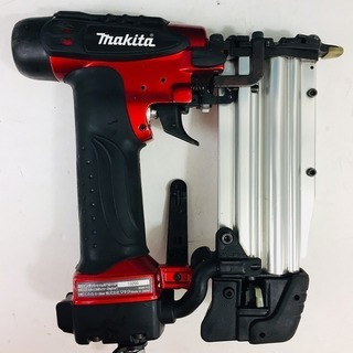 マキタ 高圧ピンタッカ 50mm AF501HP【リライズ野田愛宕店】【店頭取引限定】【中古品】1点限り早い者勝ち！