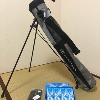 【新品】セルフスタンドクラブケース+ゴルフボール＋革手袋