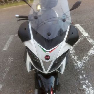 アプリリアSRMAX125