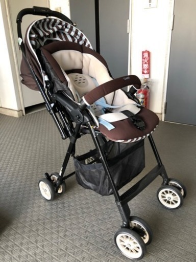 コンビ ベビーカー メチャカルハンディα