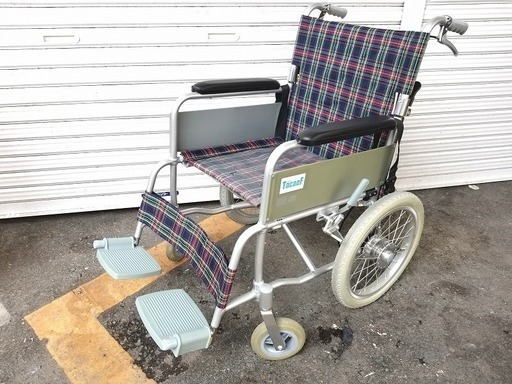 ○★値下げしました★　車いす　幸和製作所　TacaoF　B-40