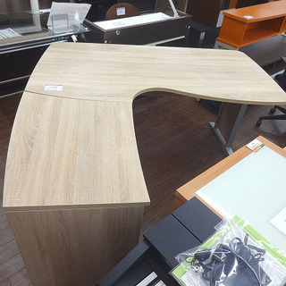 札幌 引き取り オフィス用デスク 袖付き 北欧デザイン 木製×ス...
