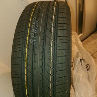 235/50R18新車外し。