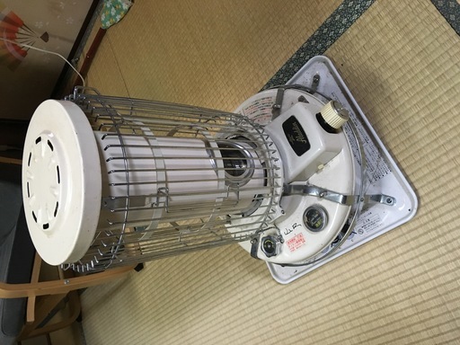 アラジン　石油ストーブ