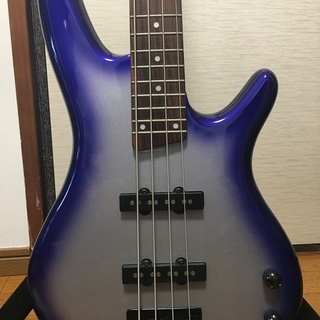 Ibanez ベース