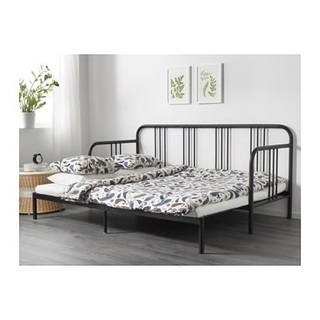 IKEA シングルベッドフレーム ベッド下収納ケース付 凄惨