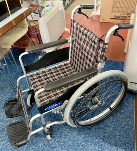 美中古品 日進 アルミ自走式車椅子  特価品 香川県さぬき市内