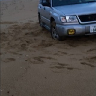 【無事助かりました！】フォレスターが砂浜でスタックしてしまいました。。