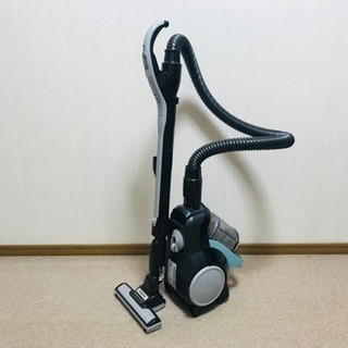 【HITACHI製】サイクロン式掃除機
