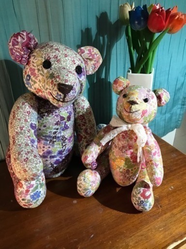 リバティー生地で作ったテディベアのセット