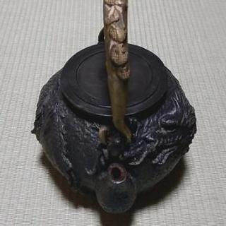 値下げ‼️南部鉄瓶  盛り上げ雲龍紋  銅蓋