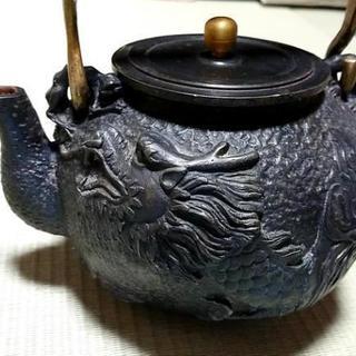 値下げ‼️南部鉄瓶  盛り上げ雲龍紋  銅蓋