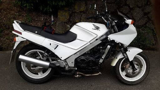 ホンダ　VFR750