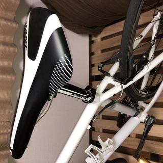 GAIANT （ｼﾞｬｲｱﾝﾄ）エスケープR３」2014年ﾓﾃﾞﾙ