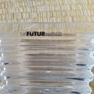 ガラス製　FUTUR　花瓶