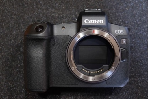 【中古と新品】キャノンEOS R＋マウントアダプター   EF-EOS R（オマケ多数）