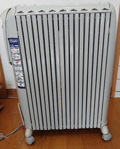 新品同様 1万円 デロンギ社製 オイルヒーター