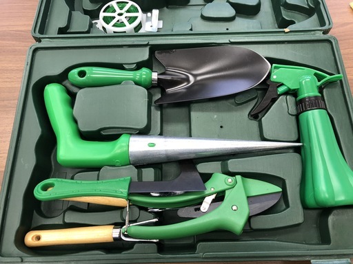 ガーデニングツールセット 園芸セット美品ほぼ未使用 Happy 小樽築港のその他の中古あげます 譲ります ジモティーで不用品の処分