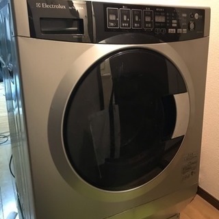 Electrolux ドラム式洗濯乾燥機 7kg EWD-Y70C