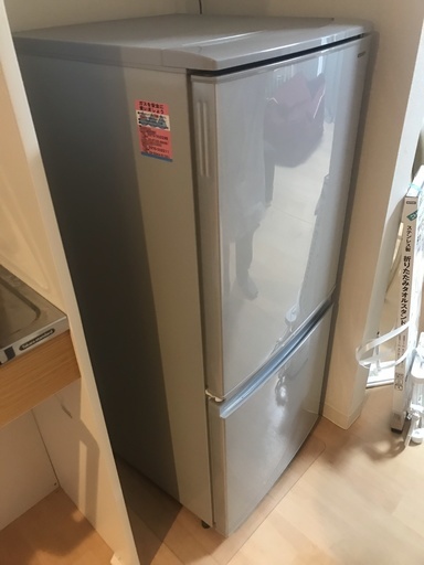 値下げ 冷蔵庫 シャープ 2018年 2ドア 137L SJ-D14D-S