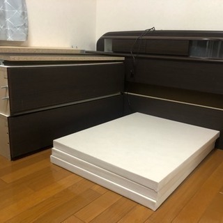 ダブルベッド