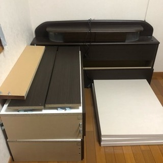 ダブルベッド