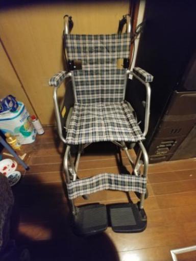 折り畳み式車椅子　ミキMOC-43JDB 中古