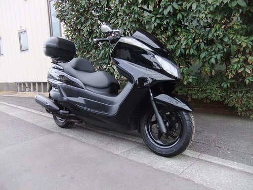 ヤマハ　グランドマジェスティ250　実働中古美車　低走行車　タイヤ前後バリ山　バッテリー新品交換済み　ナンバー登録書類有 ヤマハ グランドマジェスティ250 実動中古車 タイヤ前後バリ山