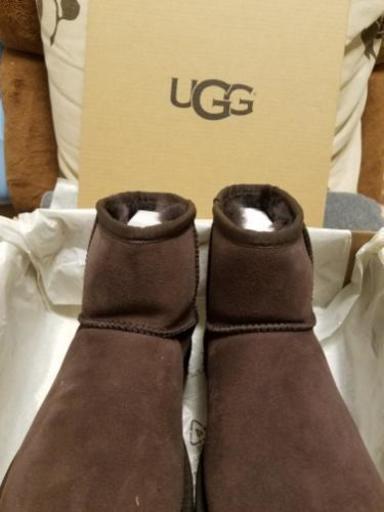 【新品未使用】UGG CLASSIC MINI II /CHOCOLATE / 23.0cm